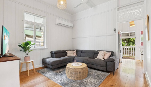 Tranquil 3-Bed Family Home with Spacious Backyard