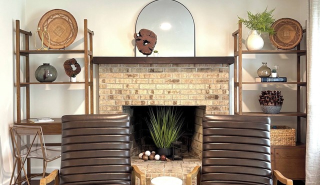 Tranquil 3-bedroom house with sunroom and huge above ground pool in Wilmington