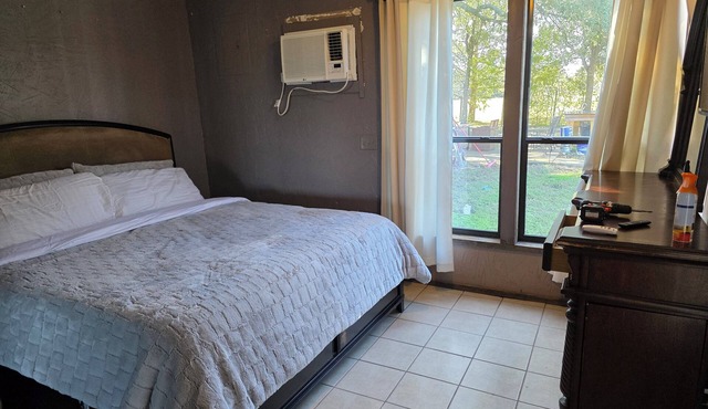 Tranquil 3-bedroom house perfect for relaxing stays in Beasley