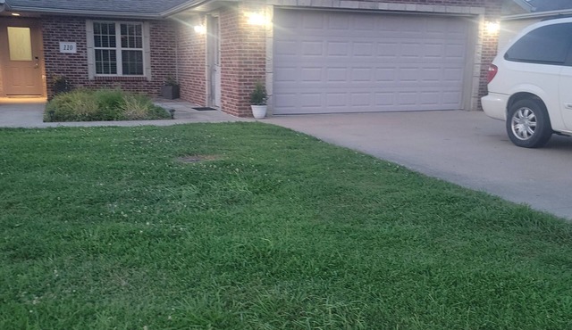 Tranquil 3-bedroom house with AC in Holts Summit