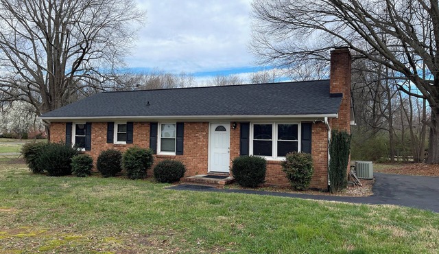 Tranquil 3-bedroom, 2 bath home in country setting on 1 acre lot. Easy access