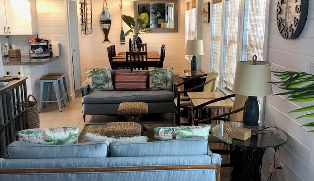 Tranquil 4-bedroom house in Corpus Christi with WiFi and AC