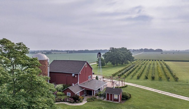 Tranquil 4-bedroom farmhouse in Caledonia