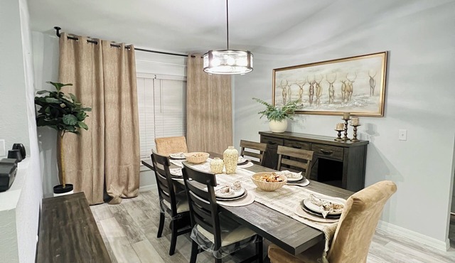 Tranquil 4-bedroom house 1 acre fenced close to WEC/Hits in charming Ocala