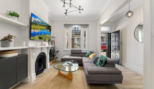 Tranquil 4BR3BA Harborside Retreat by Palm&Vine