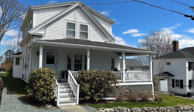 Tranquil 5-bedroom house in charming Castine, Maine, perfect for families