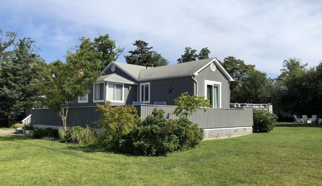 Tranquil Beach Home- just steps to Private Beach!