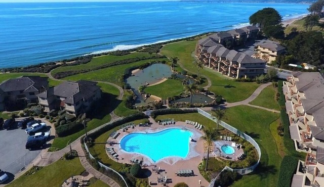 Tranquil Beachside Studio | Pools, Hot Tubs, Tennis Court & Fireplace