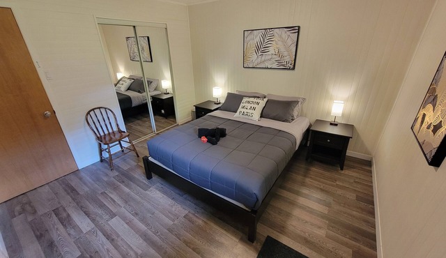 Tranquil bed & breakfast with WiFi in Château-Richer 15% off KCR Karting