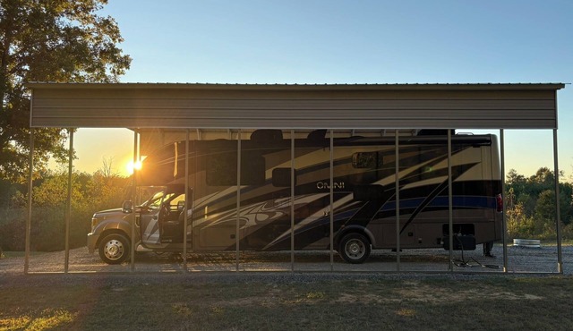 Tranquil campsite for a peaceful getaway - RV not included