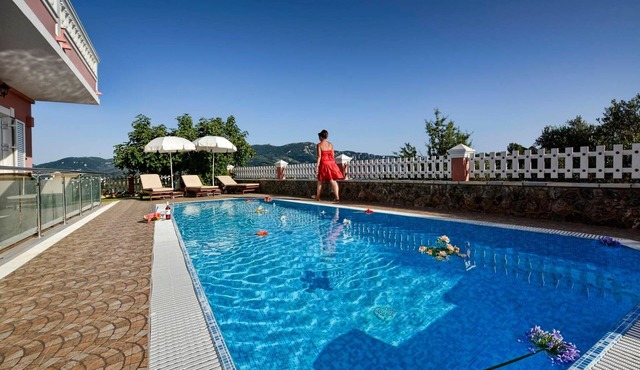 Tranquil Corfu Villa | 3 Bedrooms | Villa Chrinos | Gated Pool