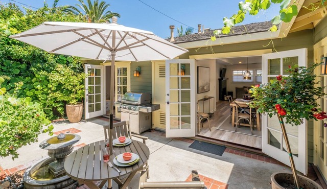 Tranquil Cottage Near the Heart of Downtown SB!