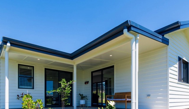 Tranquil Country Escape with Scenic Views