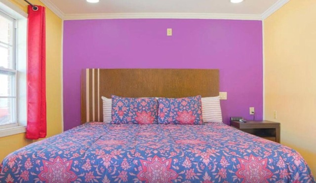 Tranquil Economy Inn Stays | Near Lockport Ball Park & Southdown Plantation