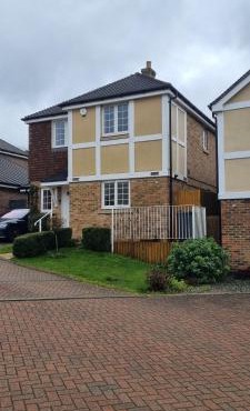 Tranquil Epsom Downs