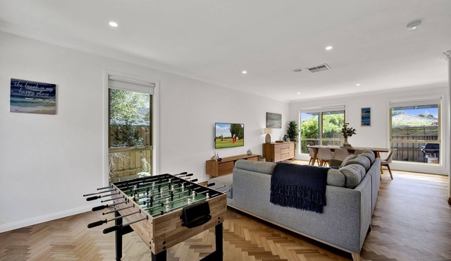 Tranquil Escape by Ready Set Stay - Beach, shops, internet, Foosball