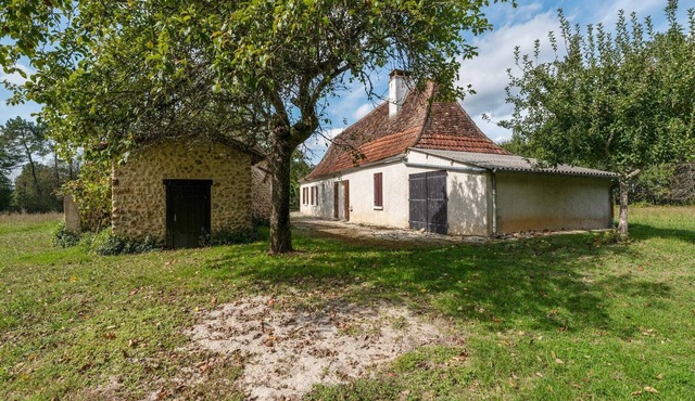 Tranquil Escape in Cendrieux