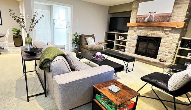 Tranquil Farmhouse Private Apartment