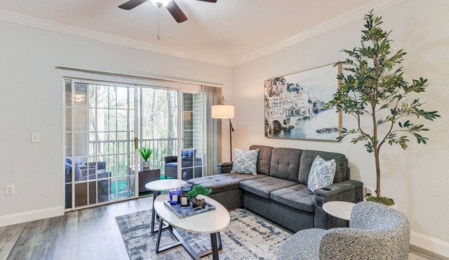 Tranquil Gainesville Gem w/Lanai & Pool Access!