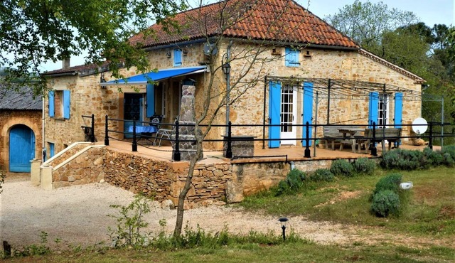 Tranquil Garden Hideaway