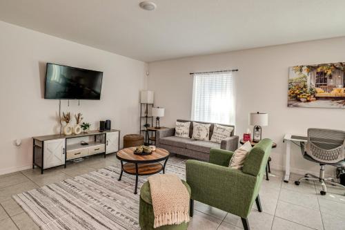 Tranquil Getaway w/Spacious Yard in Brooksville!