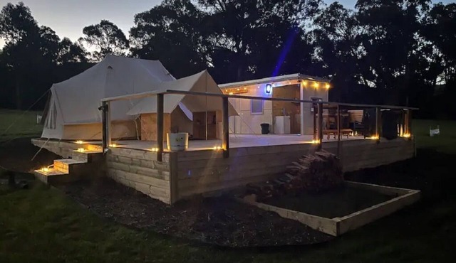 Tranquil Glamping tent and kitchenette/bathroom