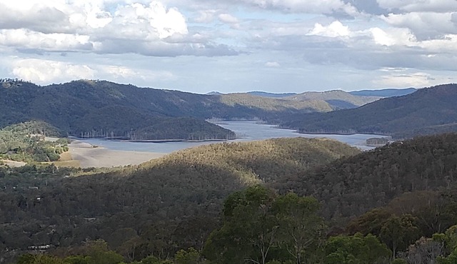 Tranquil Gold Coast Hinterland 4 berth Tiny Home getaway with views to the coast