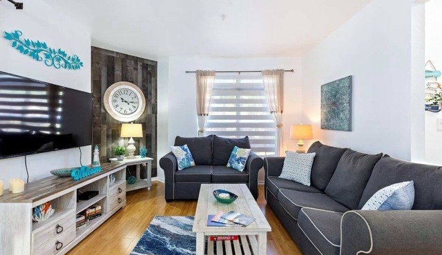 Tranquil Ground-Floor Condo renovated at Avalon – Perfect Clearwater Beach Stay!