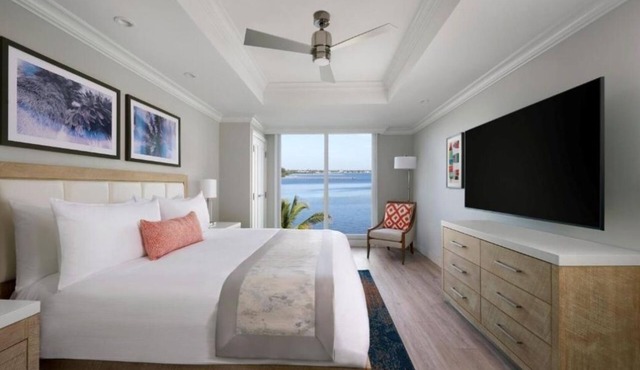 Tranquil Harbor Escape – 2 Villas with 3 Bedrooms for Wellness Seekers