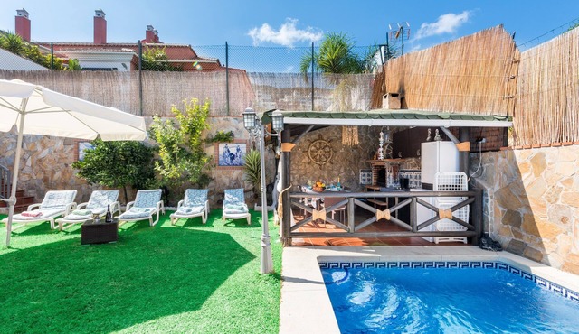 Tranquil Home Short Drive from Main Attractions with Pool, Terrace, Garden