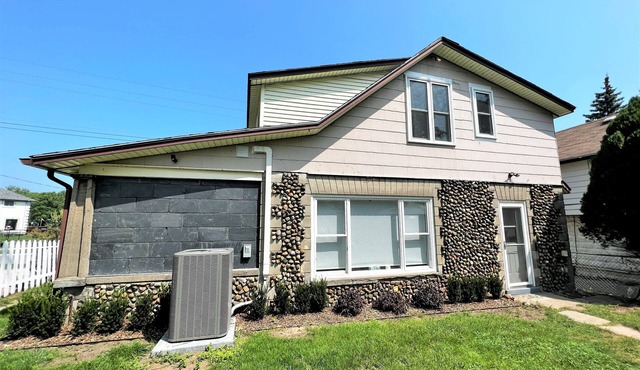 Tranquil Kingsville Cottage - Private Beach & Pet-Friendly!