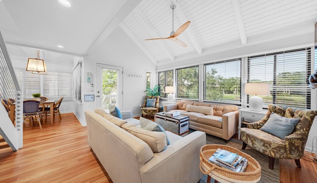 Tranquil Lagoon and Golf Course Views! Amenity access included! Close to Beach! Pets!