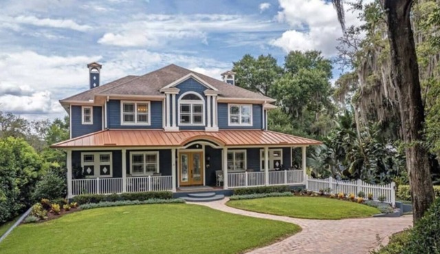 Tranquil Lake Mansion
