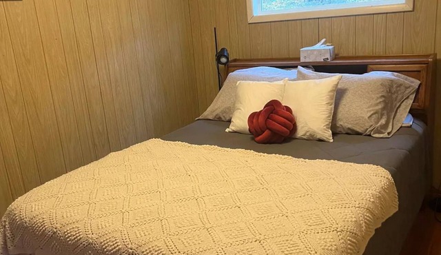 Tranquil Lakeside Home