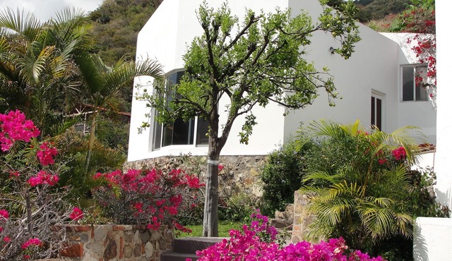Tranquil lakeview casita