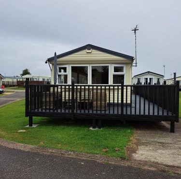 Tranquil Lodge Retreat in Scunthorpe Countryside