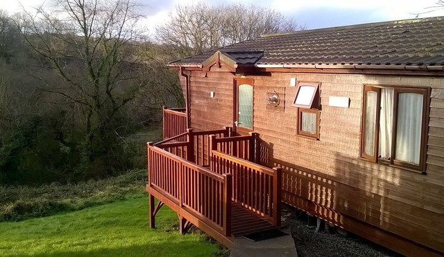 Tranquil Luxury 4 Star Lodge With View Over Woodland, Narberth, Pembrokeshire