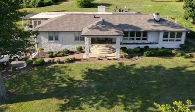 Tranquil Luxury Hot Tub Near Downtown, Airport