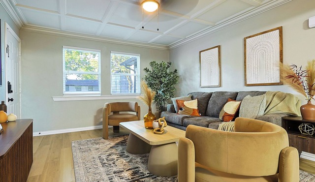 Tranquil Modern 3BR 8 Sleeps Retreat Sauna/Hot Tub/Gym/Game Corporate/Family