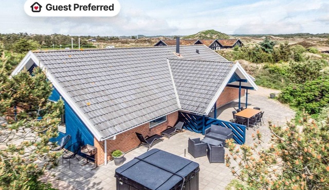 Tranquil Oasis in Henne Strand-By Traum