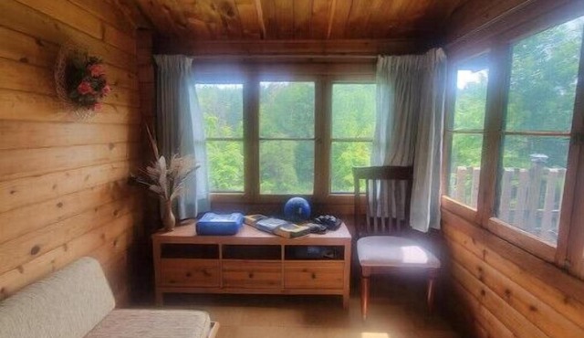 Tranquil Off-Grid Oasisn