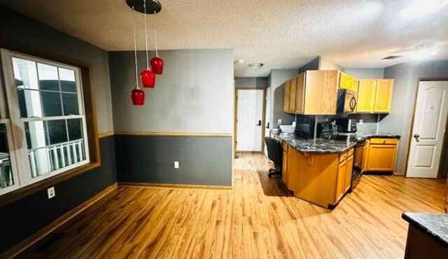 Tranquil Pocono Retreat: Your Secluded 2-Acre Haven in Nature's Embrace 🌲🏡🏞