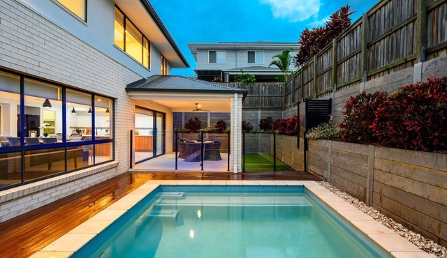 Tranquil Retreat Spacious Home with Pool