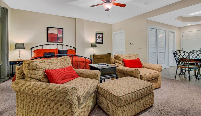 Tranquil Retreat Condo by Redawning