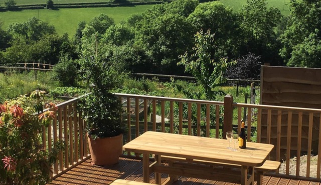 Tranquil retreat for two in the Heart Of Rural Mid Wales.