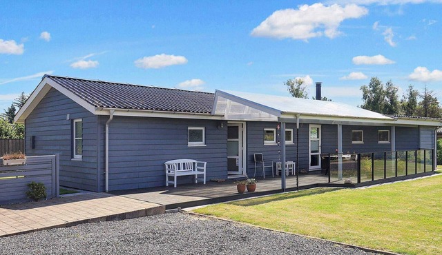 Tranquil Retreat in Hou Oasis-By Traum