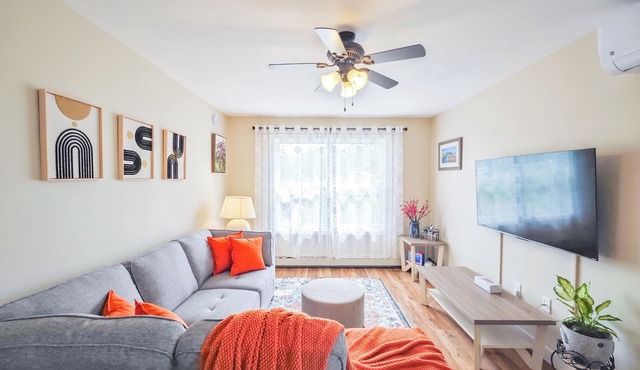 Tranquil riverside Abode