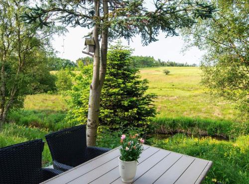 Tranquil Riverside Retreat