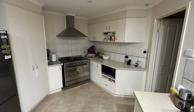 Tranquil room with Entertainment