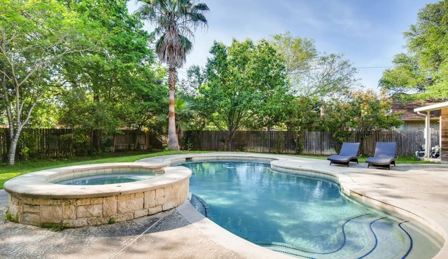 Tranquil Round Rock Escape - Heated Pool and Spa